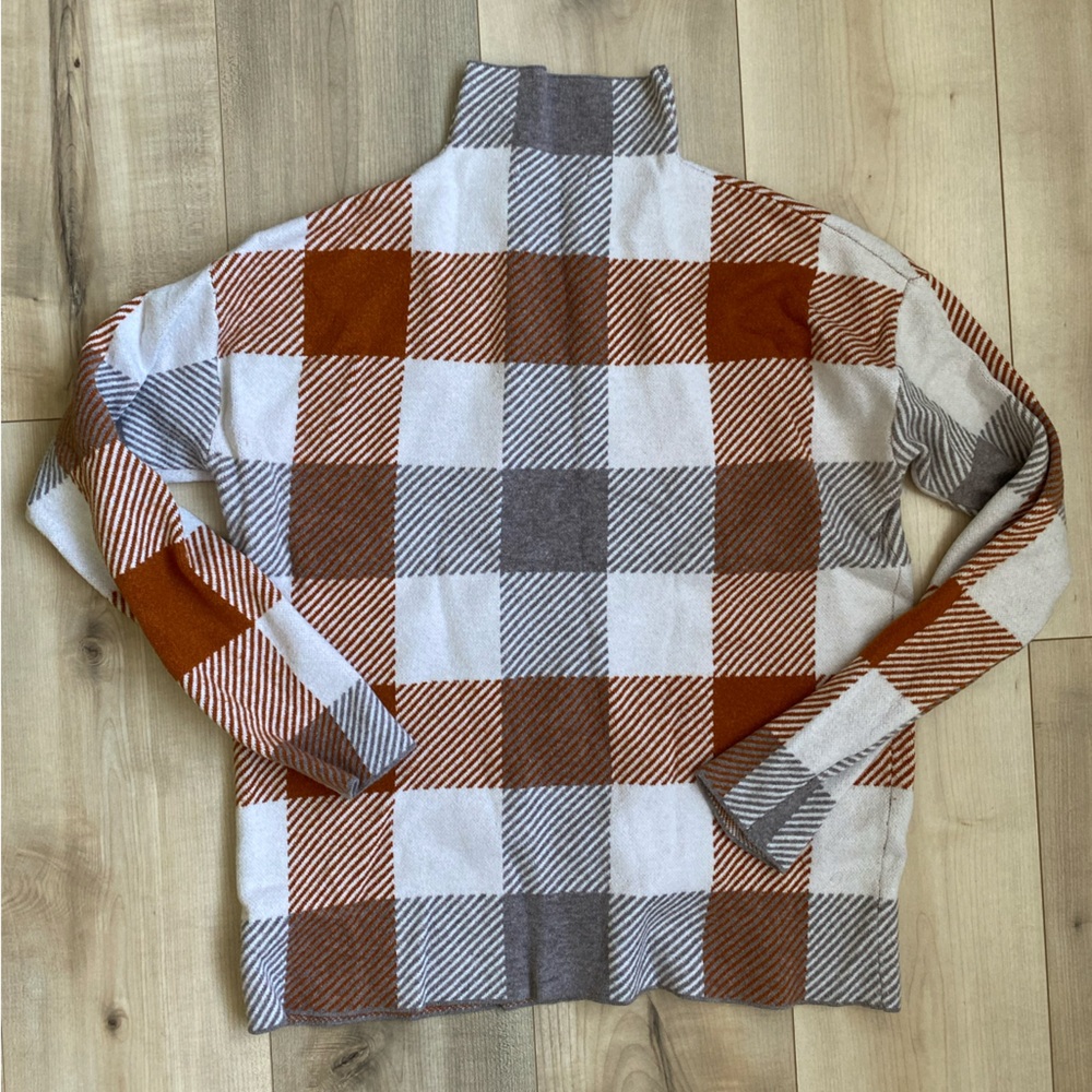 Tahari Orange and Gray Plaid Turtleneck Sweater